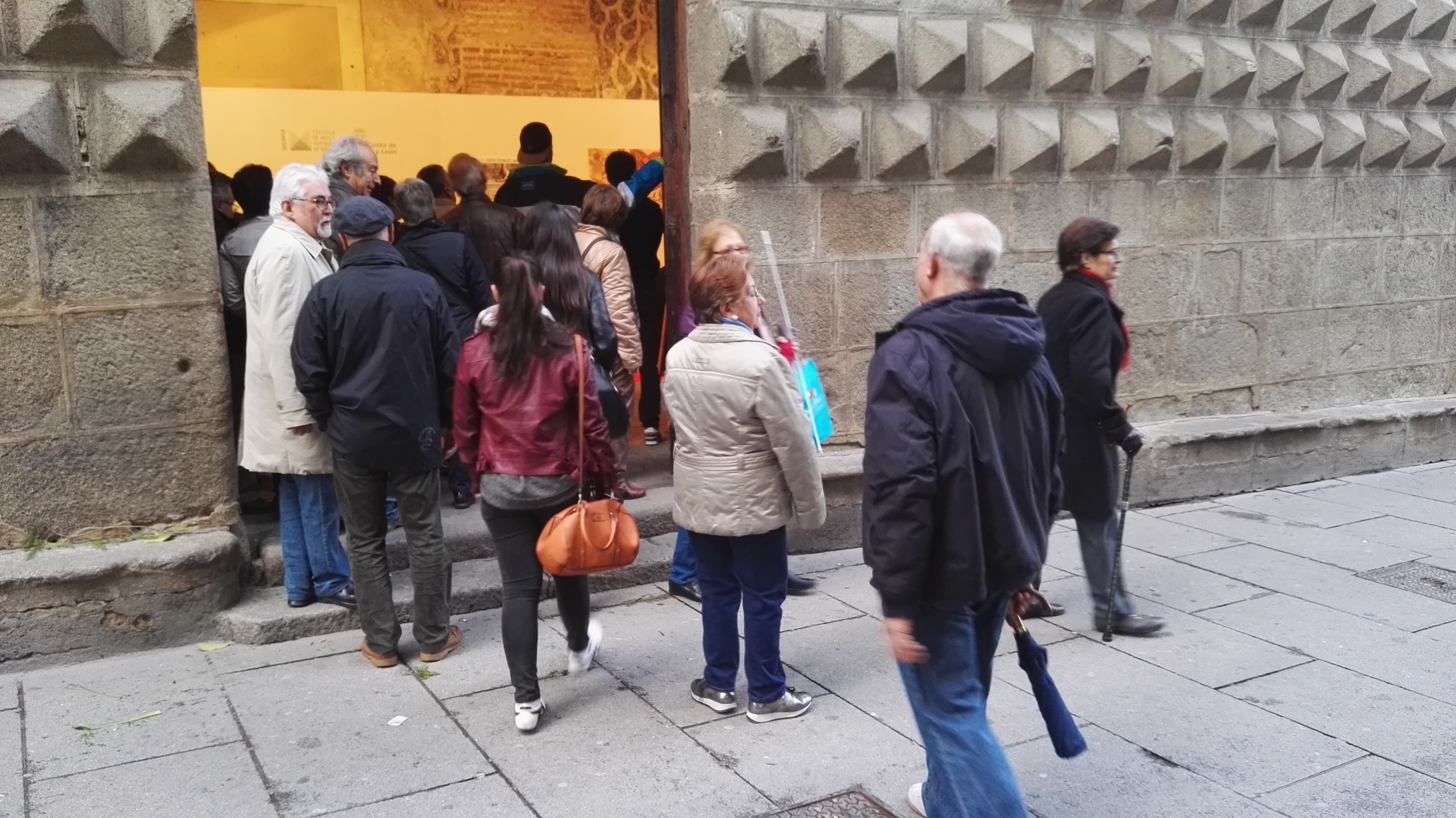 Imágenes de las actividades de "( paréntesis ) I.ª Jornadas de diseño y pico" celebradas del 21 al 27 de abril de 2016