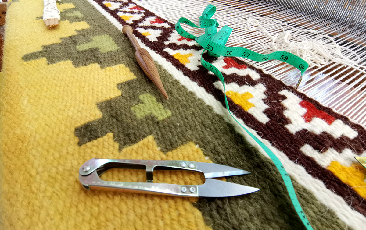 Textiles-detalle-tijeras
